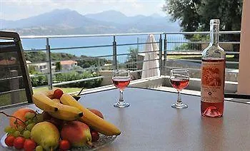 Thealos Village Lefkada 3* Lijá